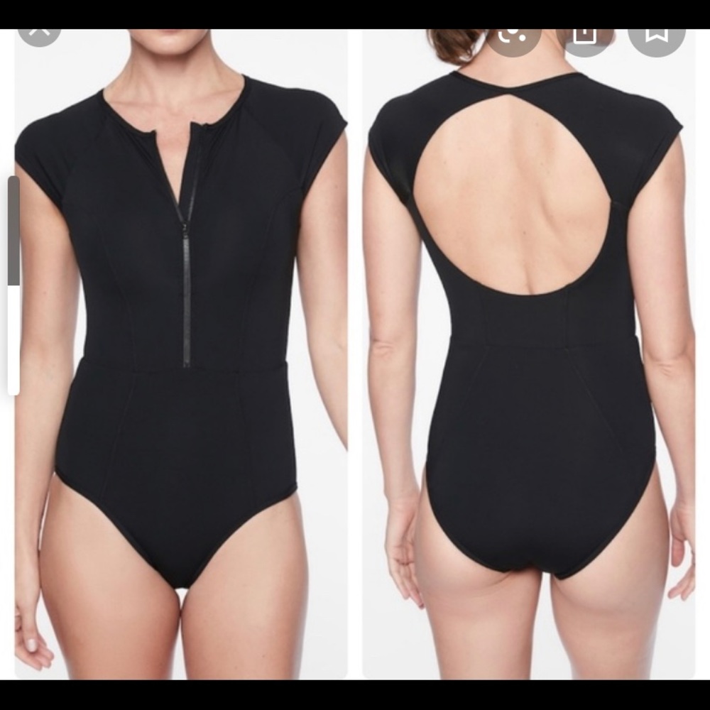 Cortes short sleeve swimsuit Athleta NWT